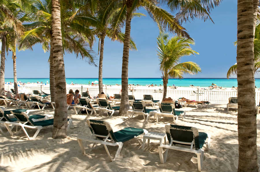 riu palace playa del carmen beach